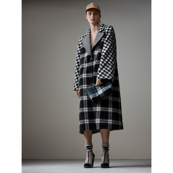 Authentic BURBERRY Tartan Fabric and Leather Clutch/Pouch Green - Picture 3 of 13